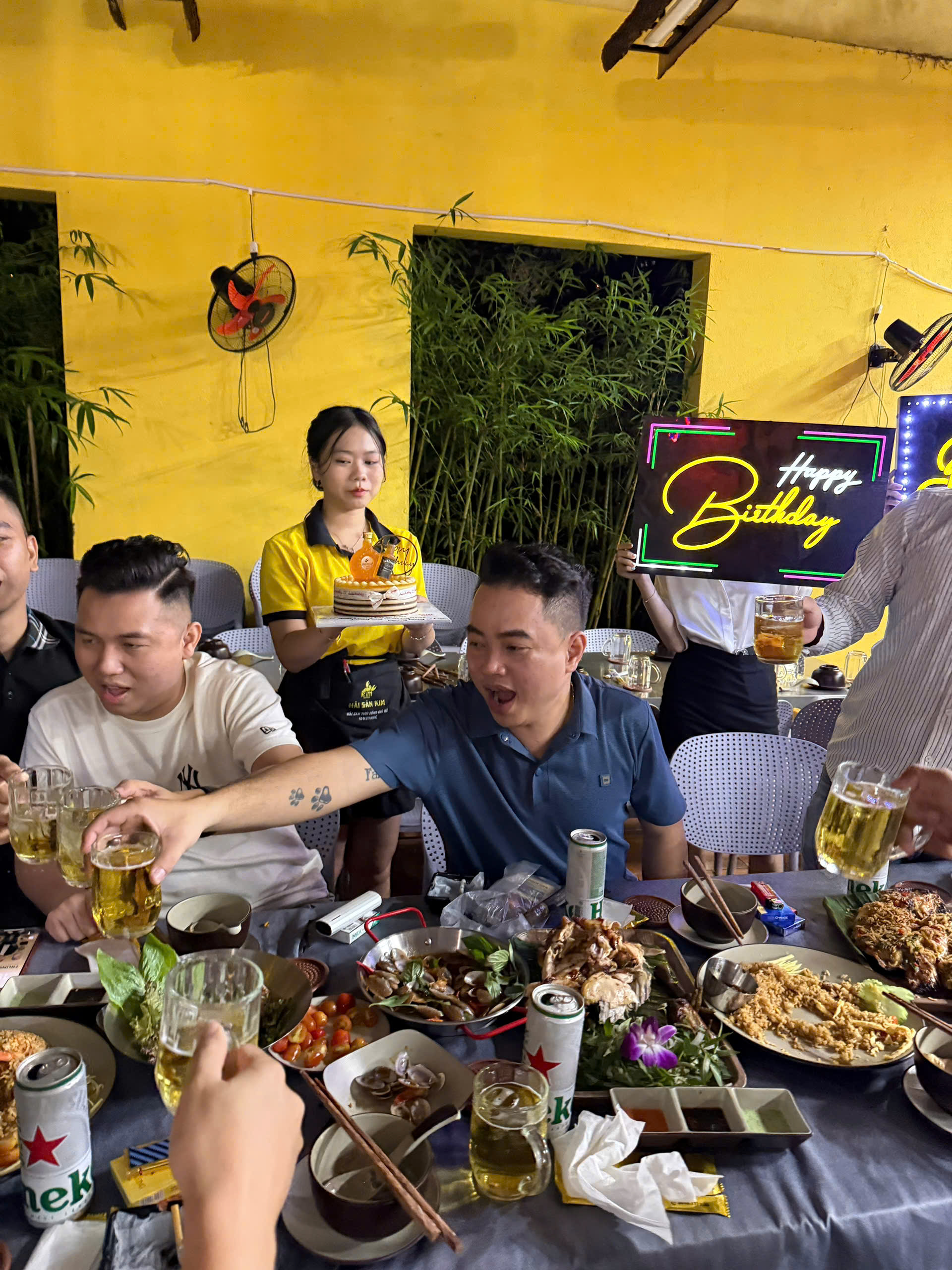 The Ultimate Guide to Da Nang Seafood Market: Fresh Catches, Local Secrets & The Perfect Night Out