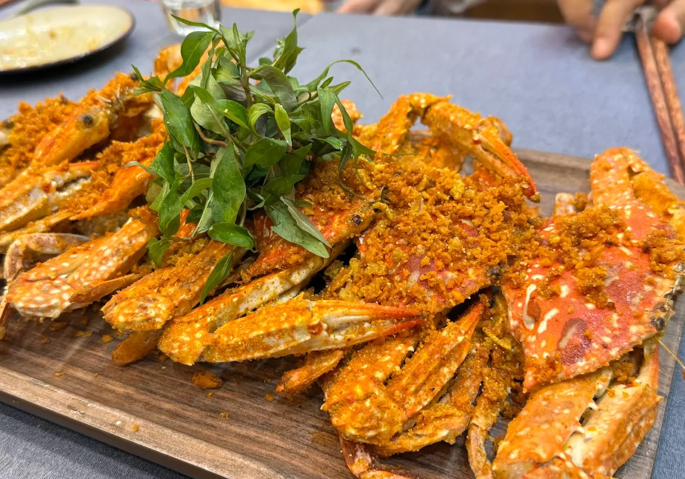 Краб с чесноком – ресторан вкусного Приготовление морепродуктов в Дананге